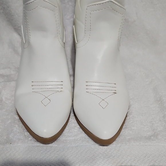 Soda White and Brown Heeled Boots with Western Flair - Picture 2 of 6